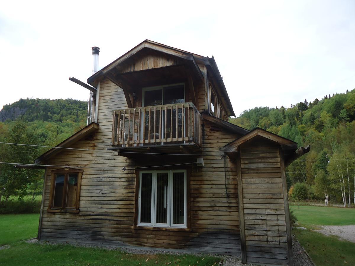 Chalet Saint-Thomas LʼAnse-Saint-Jean Exteriör bild
