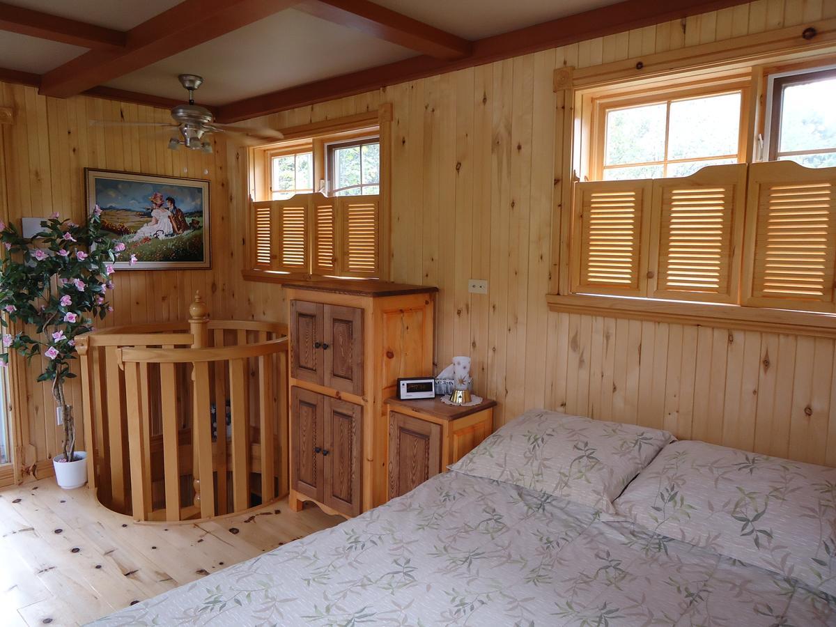 Chalet Saint-Thomas LʼAnse-Saint-Jean Exteriör bild